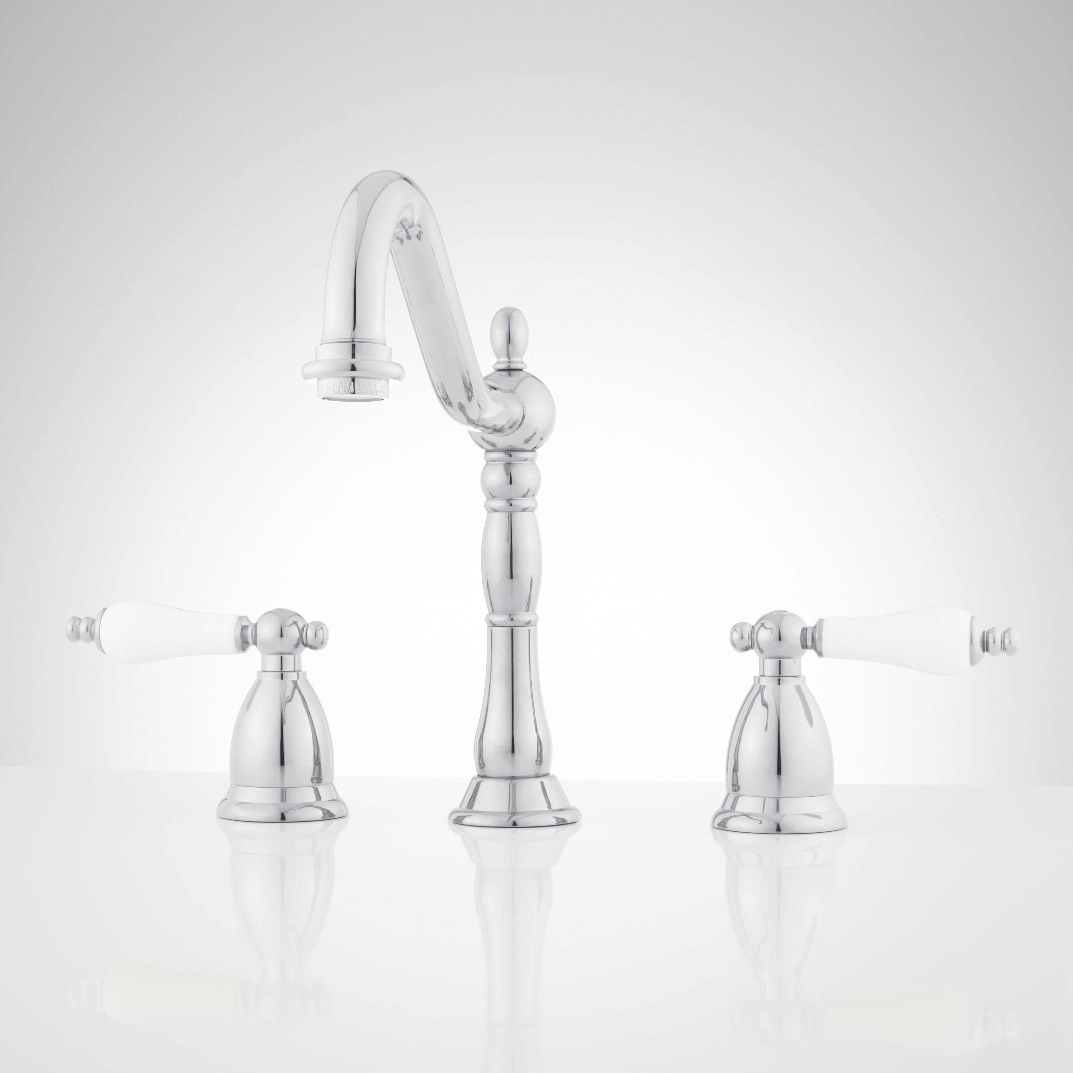 HITCHENS WIDESPREAD BATHROOM FAUCET online - POLISHED BRASS