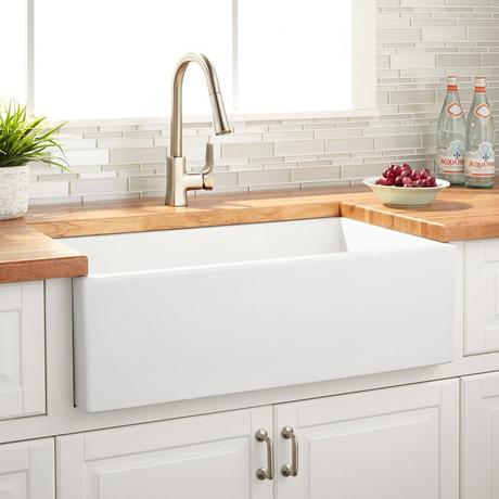 33" Grigham Reversible Fireclay Farmhouse Sink - White