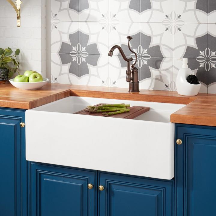 30" Brumfield Fireclay Farmhouse Sink for modern gourmet kitchen