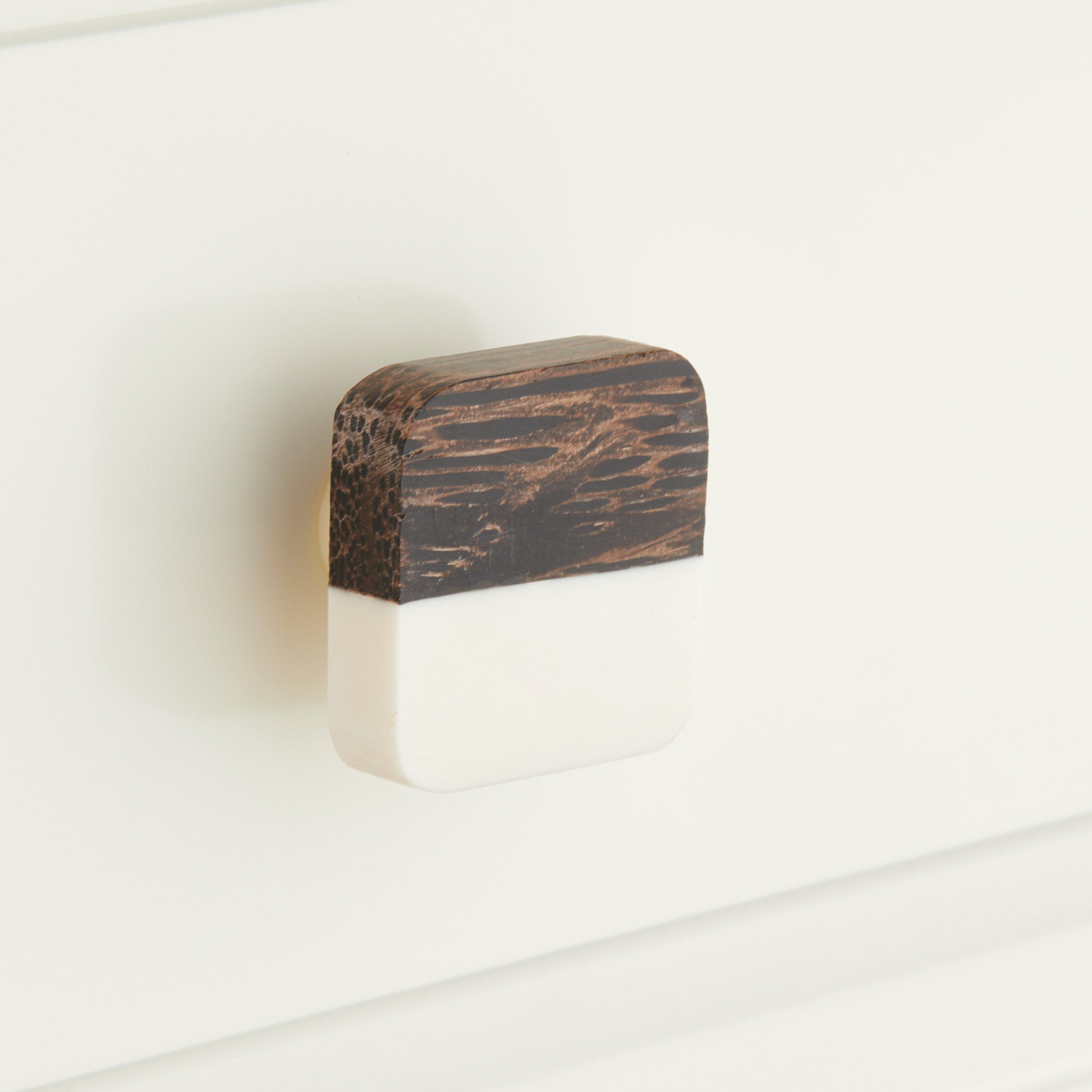 Knobbly Studio nude スカーフ Solid Brass Square Cabinet Knob ~ 1-1/4
