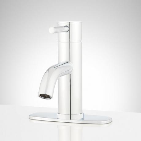 Edenton Single-Hole Bathroom Faucet
