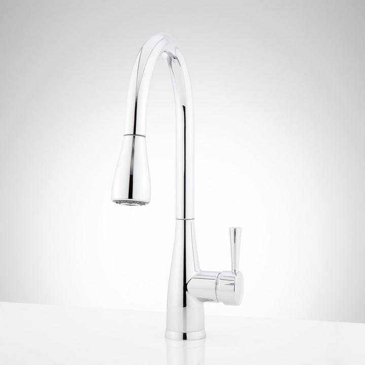 Calverton Single-Hole Pull-Down Kitchen Faucet in Chrome