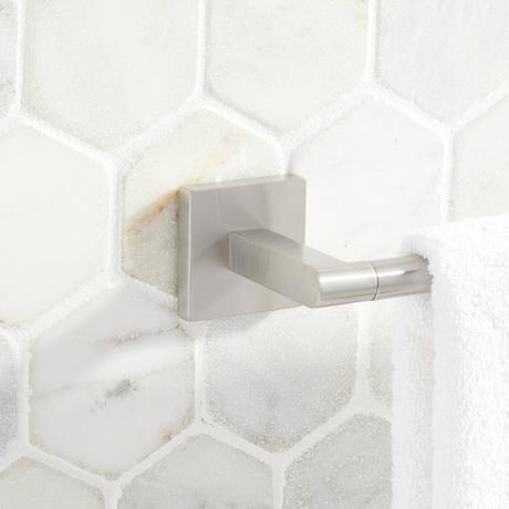 Hibiscus Towel Bar