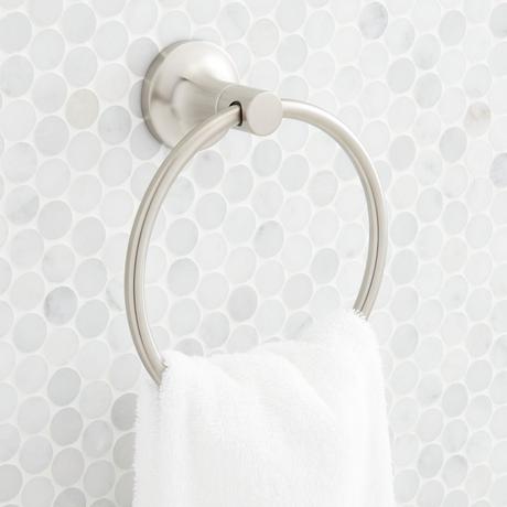 Lentz Towel Ring