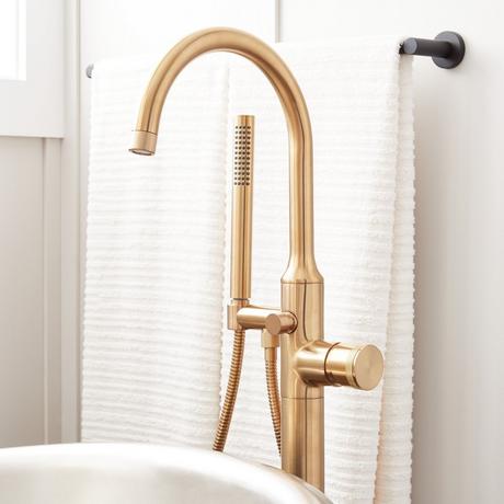Lentz Freestanding Tub Faucet - Knob Handle