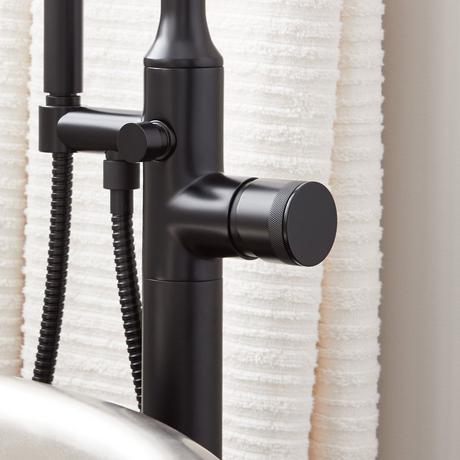 Lentz Freestanding Tub Faucet - Knob Handle