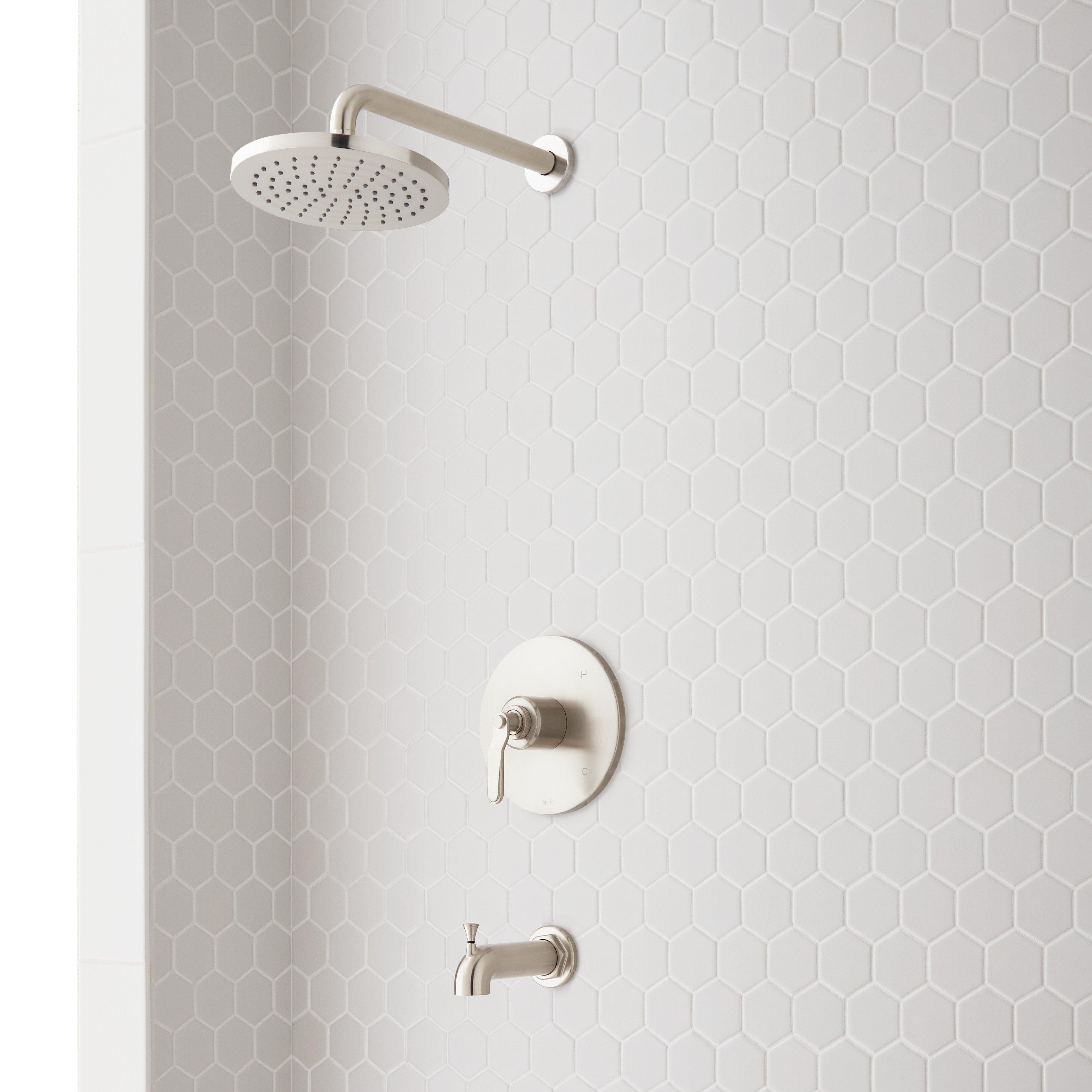 478462-gunther-PB-tub-and- 