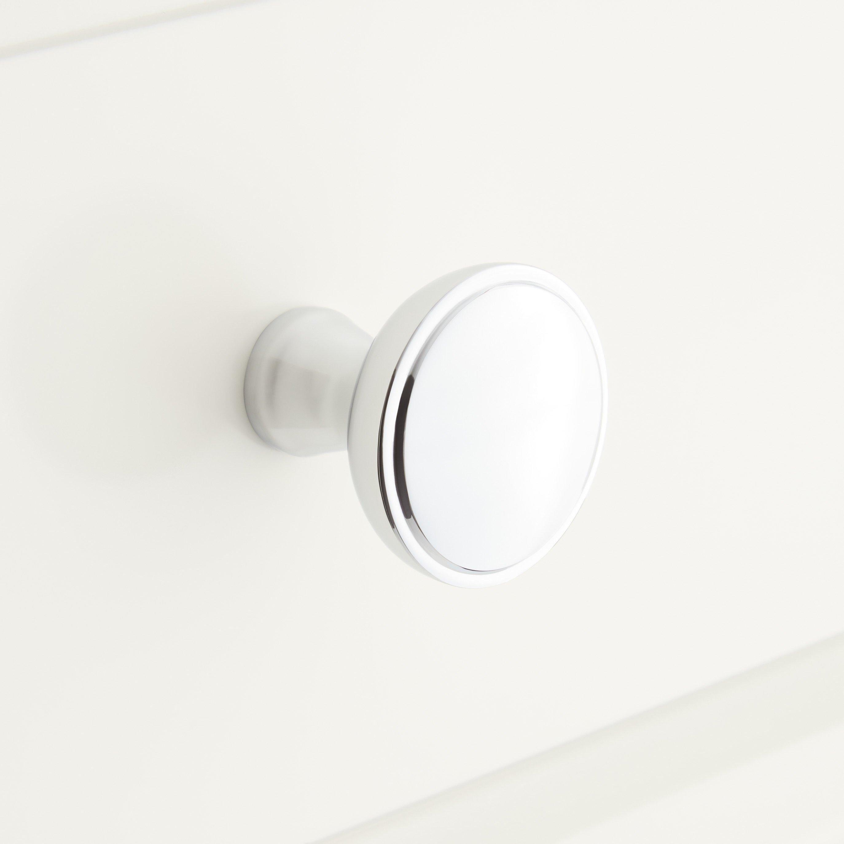 Strasbourg Brass Cabinet Knob Signature Hardware   481869 Strasbourg Brass Cabinet Knob PC 114 Beauty10 