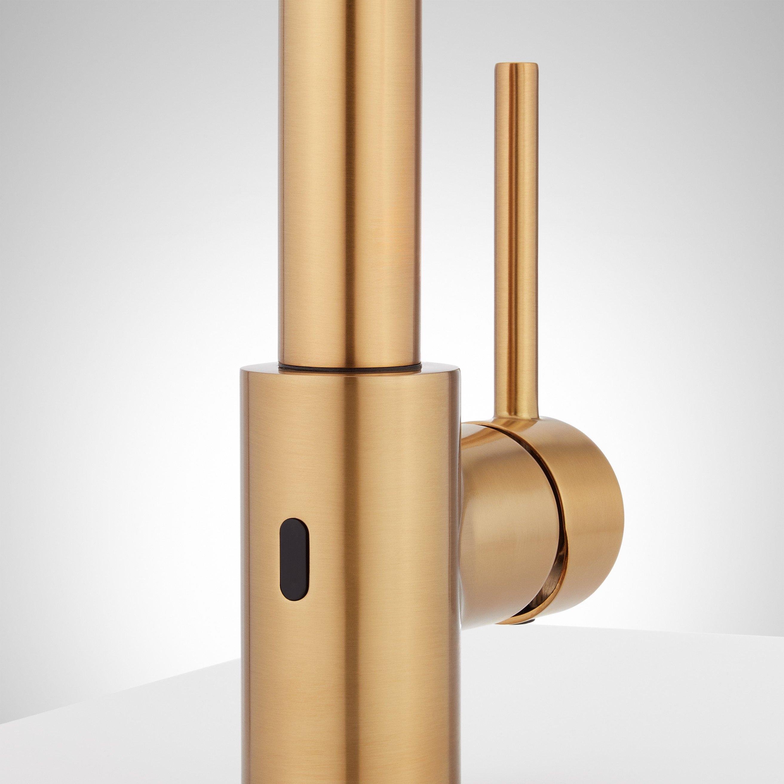 Ridgeway Pull-Down Touchless Kitchen Faucet | Signature Hardware