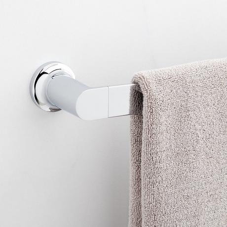 Berwyn Towel Bar