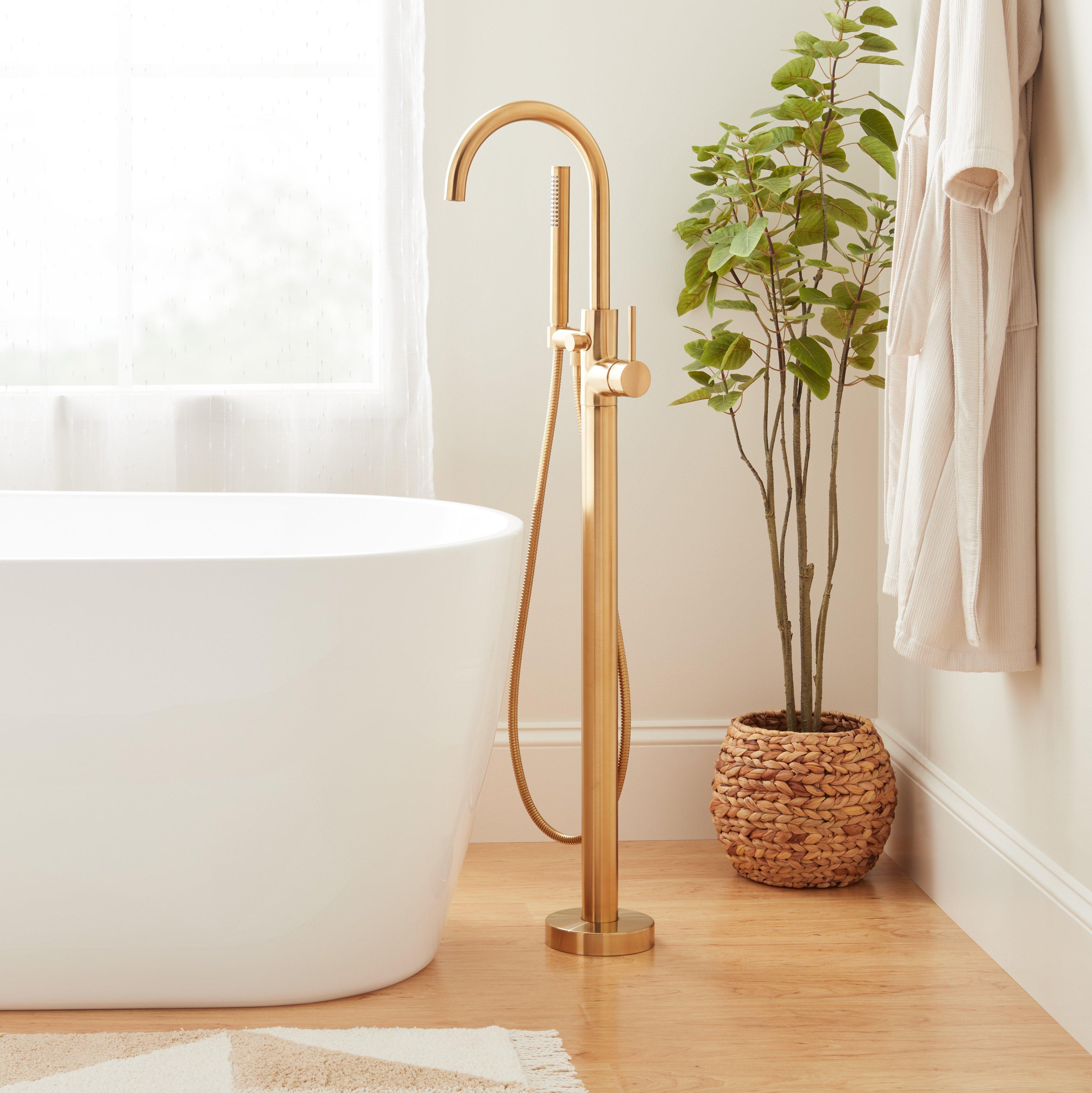 Freestanding Bathtub Faucets | Stylish Faucets For Your Bathtub - View #2