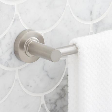 Lexia Towel Bar