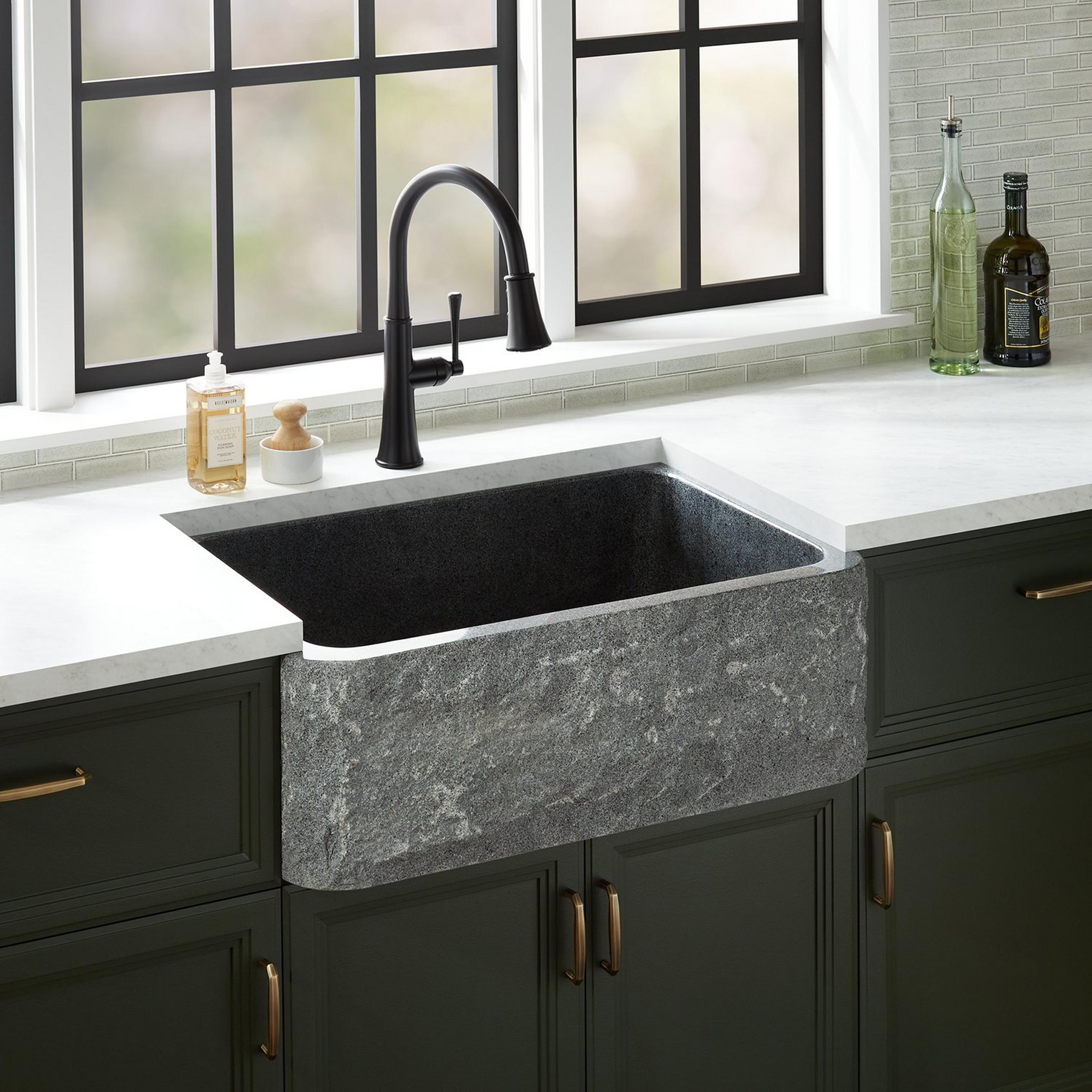 30" Finbrook Chiseled Granite Farmhouse Sink Blue Gray Signature