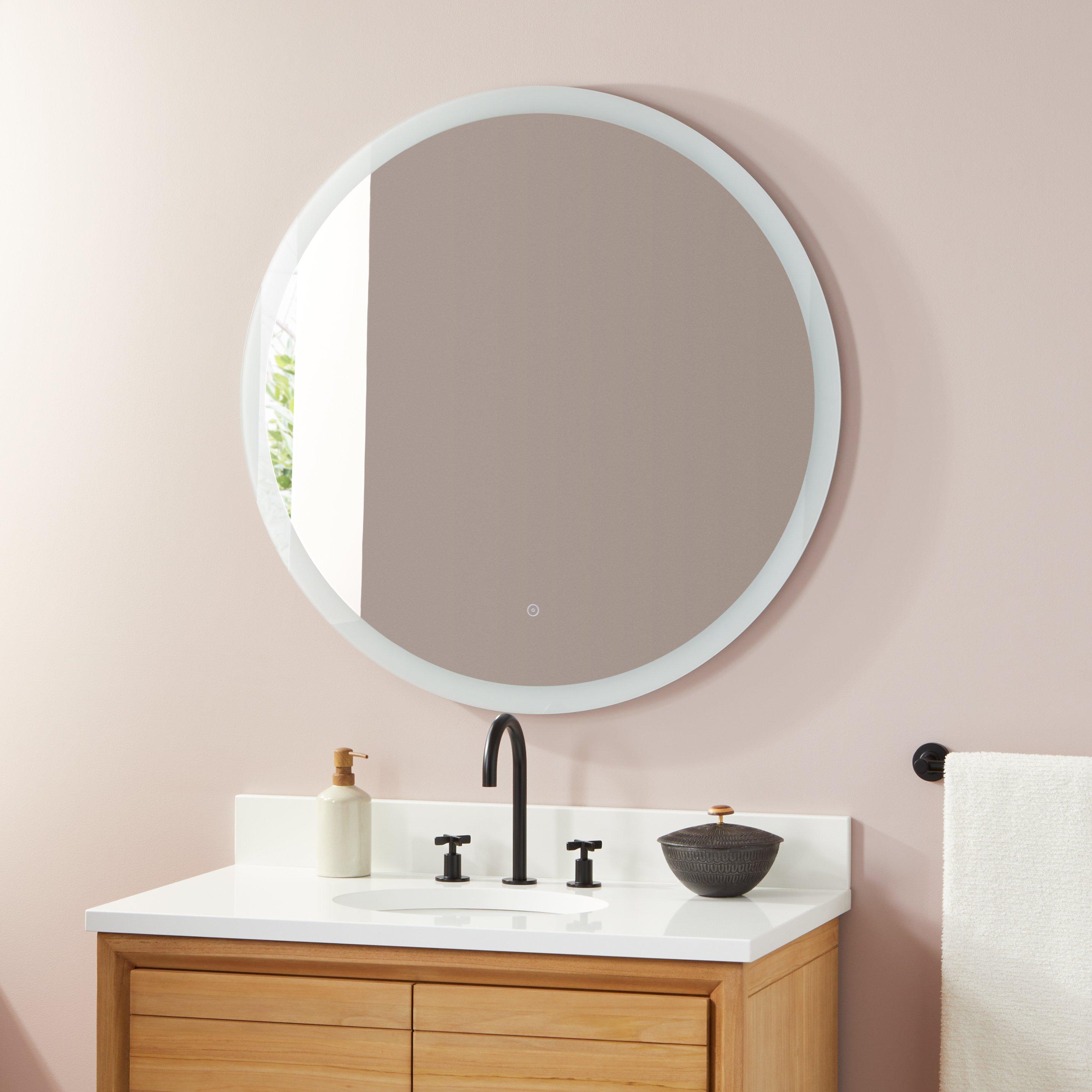 ALOALO mirror  プレートバングル aloalo mirror (@aloalo.mirror) · Instagram photos and Reels