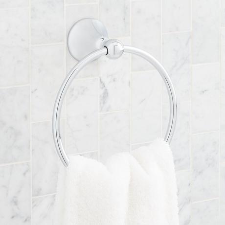 Traditional Towel Ring