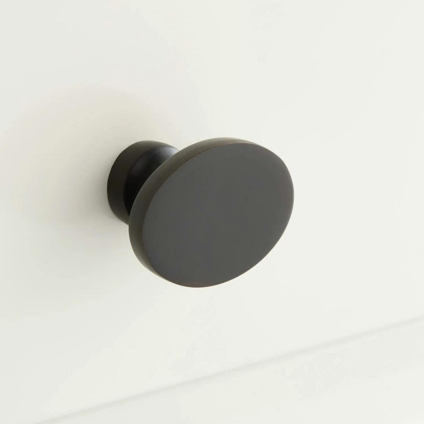 Mallo Solid Brass Oval Cabinet Knob | Signature Hardware