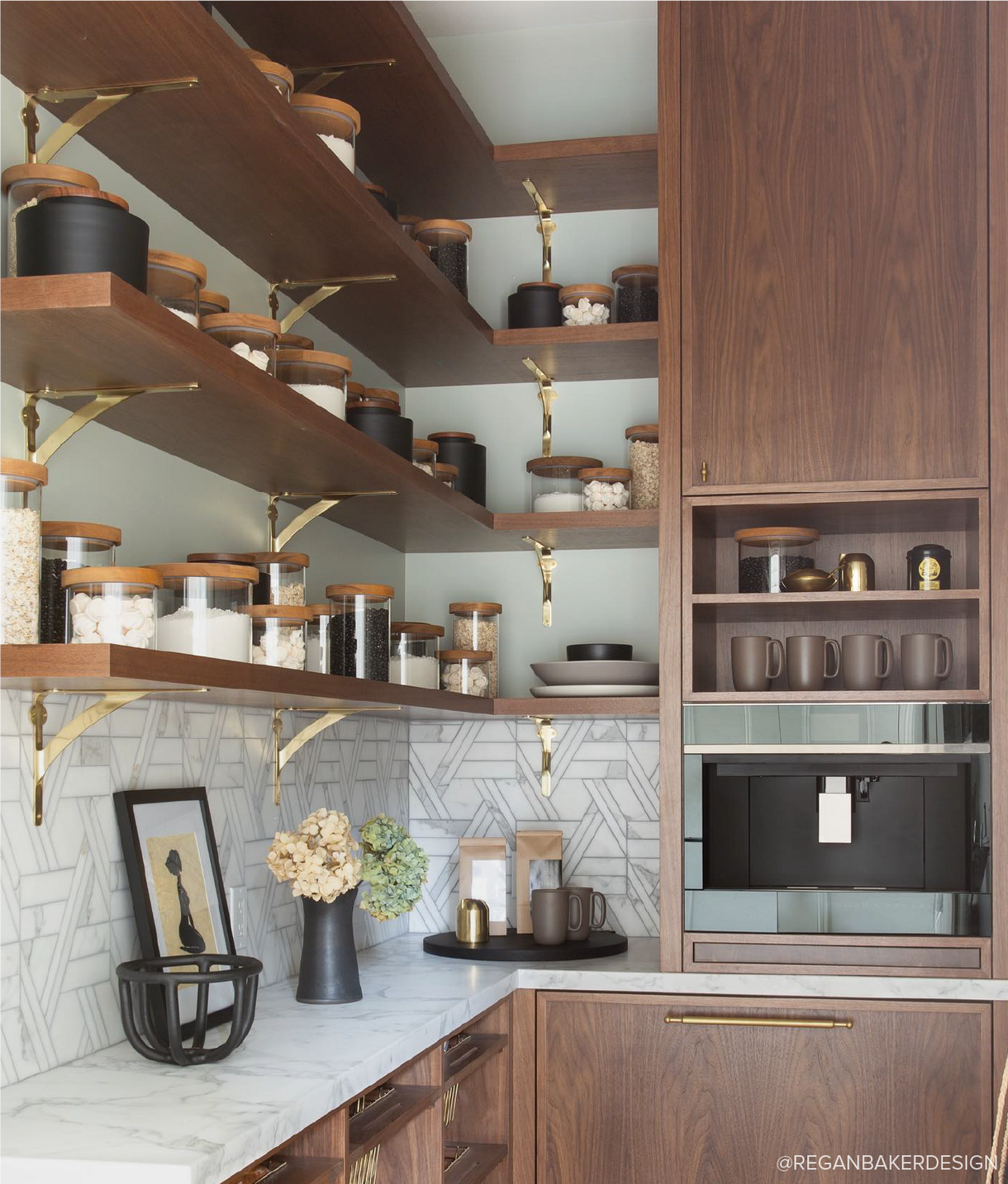 Coffee bar with open shelving - Veruca Shelf Brackets - Polished Brass