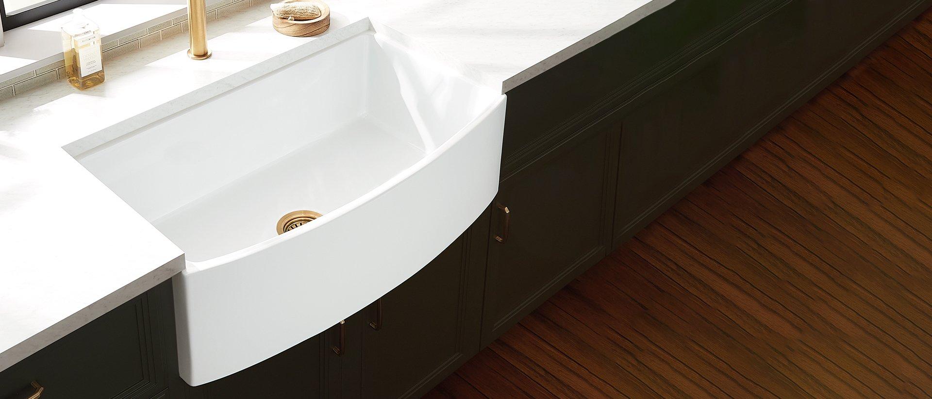 33" Wenbrook Fireclay Farmhouse Kitchen Sink with Curved Apron