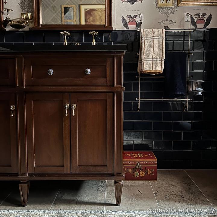 craftsman style bathroom with the 60" Elmdale Double Vanity in Antique Brown & Monroe Bridge Bathroom Faucet in Polished brass