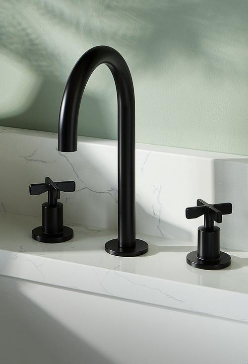 Vassor Widespread Bathroom Faucet in Matte Black