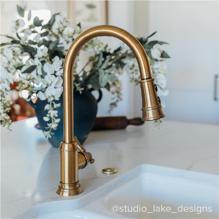Finnian Pull-Down Kitchen Faucet - Brushed Gold