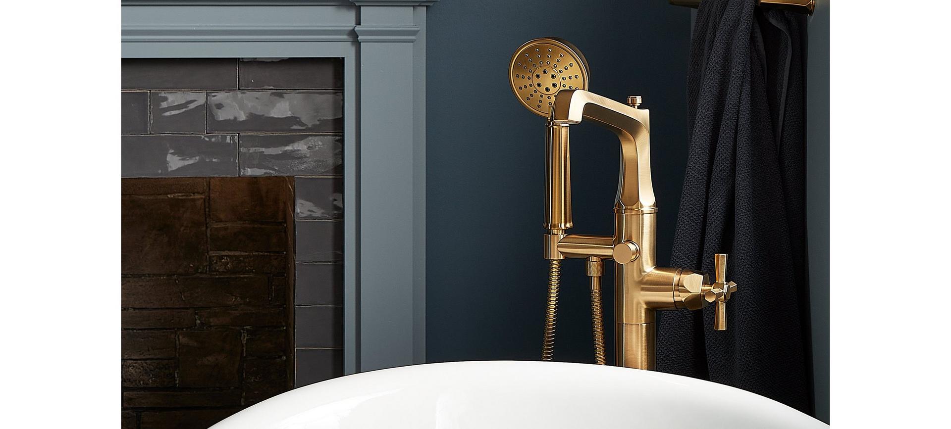 Elita Freestanding Tub Faucet in Brushed Gold