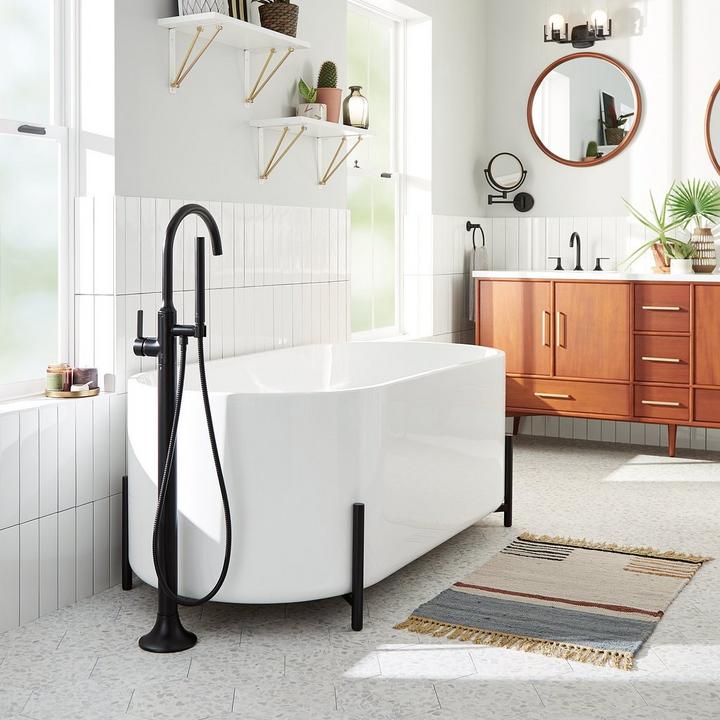 Buying Guide for Freestanding Tubs Signature Hardware