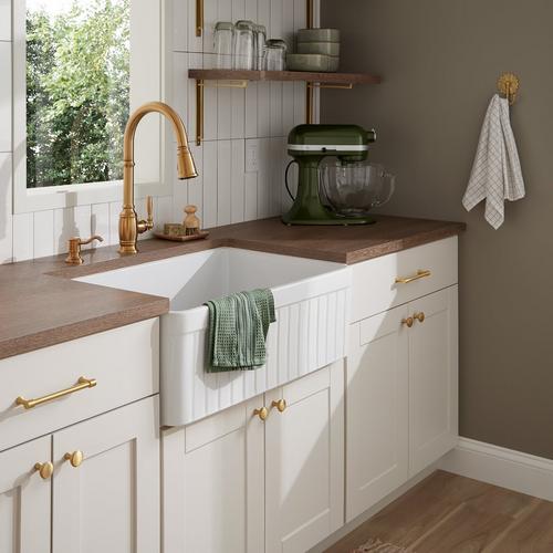 Finnian Kitchen Faucet in Brushed Gold