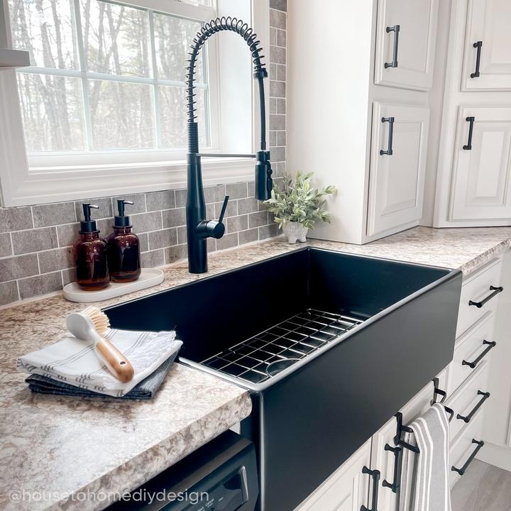 33" Torun Fireclay Farmhouse Matte Black Sink