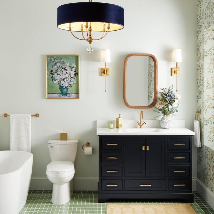 Quen Vanity in Midnight Navy, Vassor Single-Hole Faucet, Lexia Toilet Paper Holder - Brushed Gold, Van Noord Pendant Light