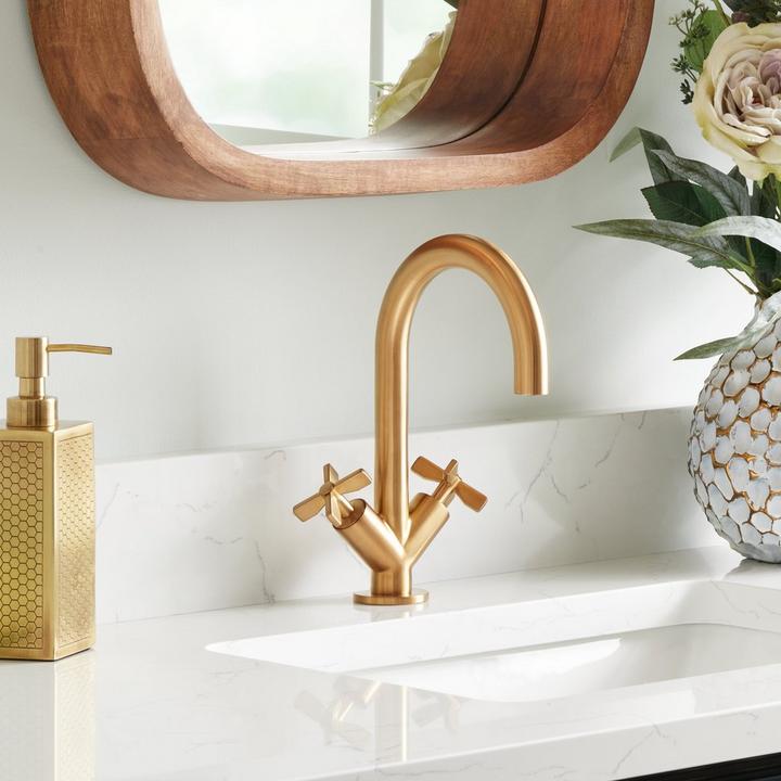 Bathroom Sink Faucet Buying Guide, Vassor Single-Hole Bathroom Faucet - Brushed Gold