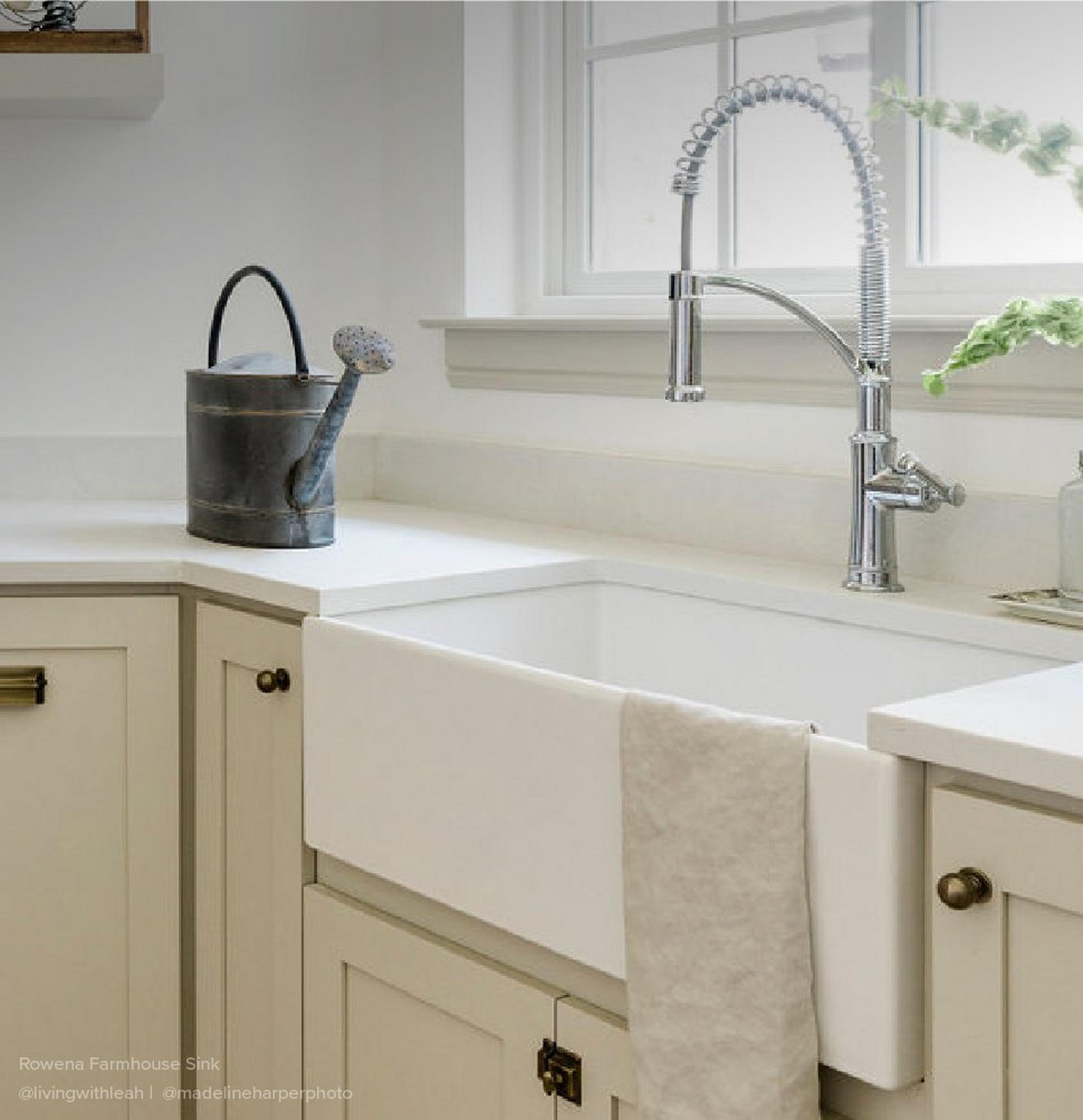 Rowena Fireclay Farmhouse Sink - White