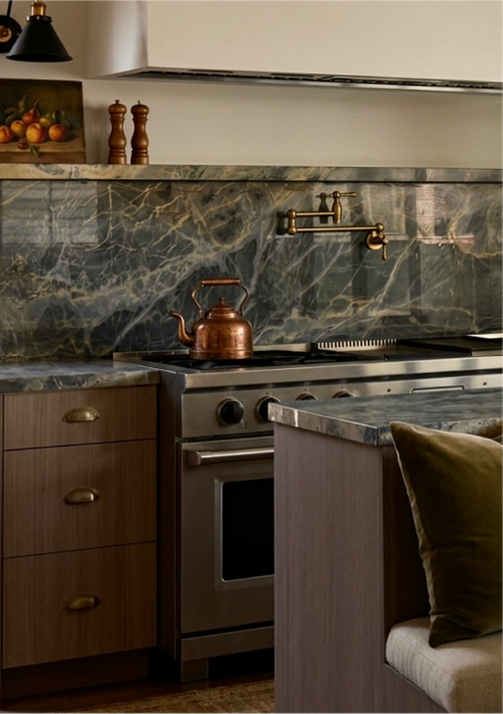 Traditional Pot Filler - Aged Brass