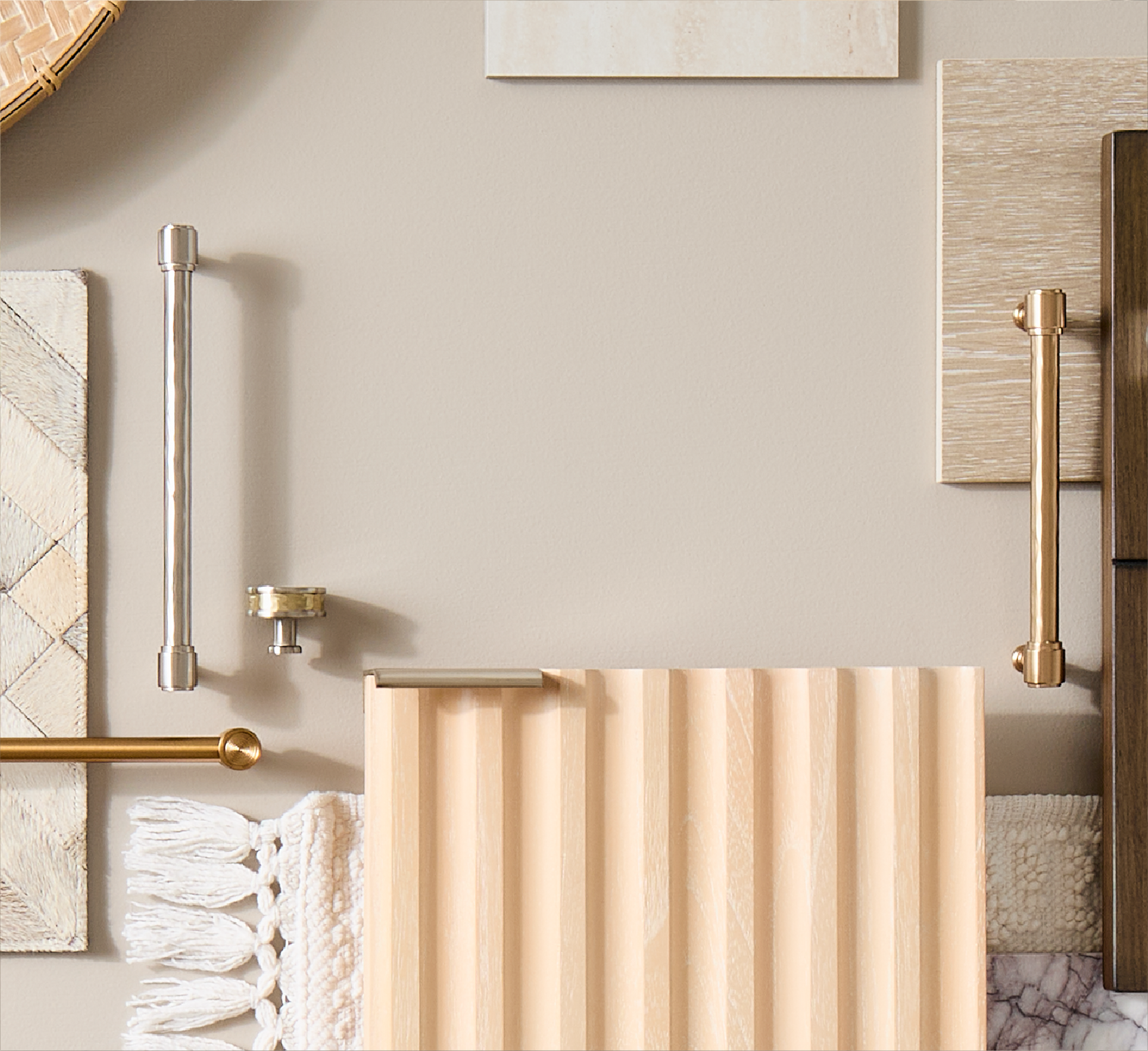 Patzi Vanity, Finbrook Sink, Andrex Hardware, Abbey Tub