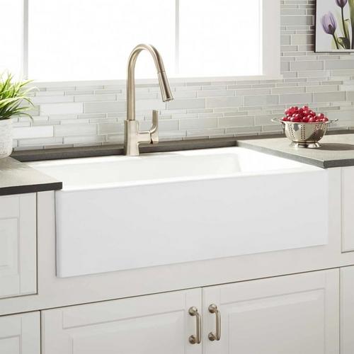 33" Almeria Cast Iron Farmhouse Kitchen Sink