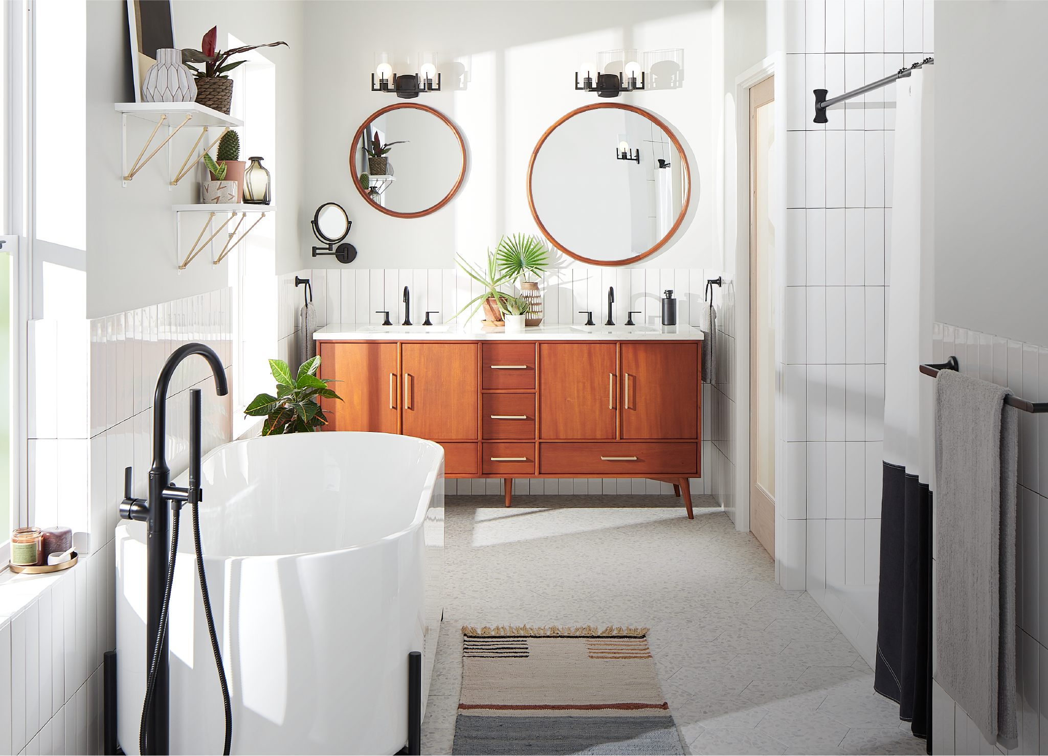 Arnelle Dual-Flush Wall-Mount Elongated Toilet - Matte Black Hardware