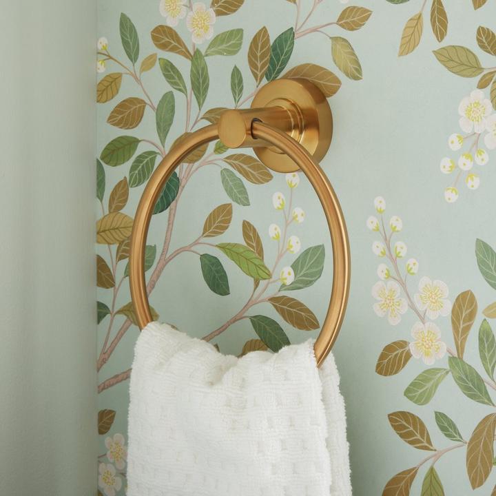 Lexia Towel Ring in Brushed Gold