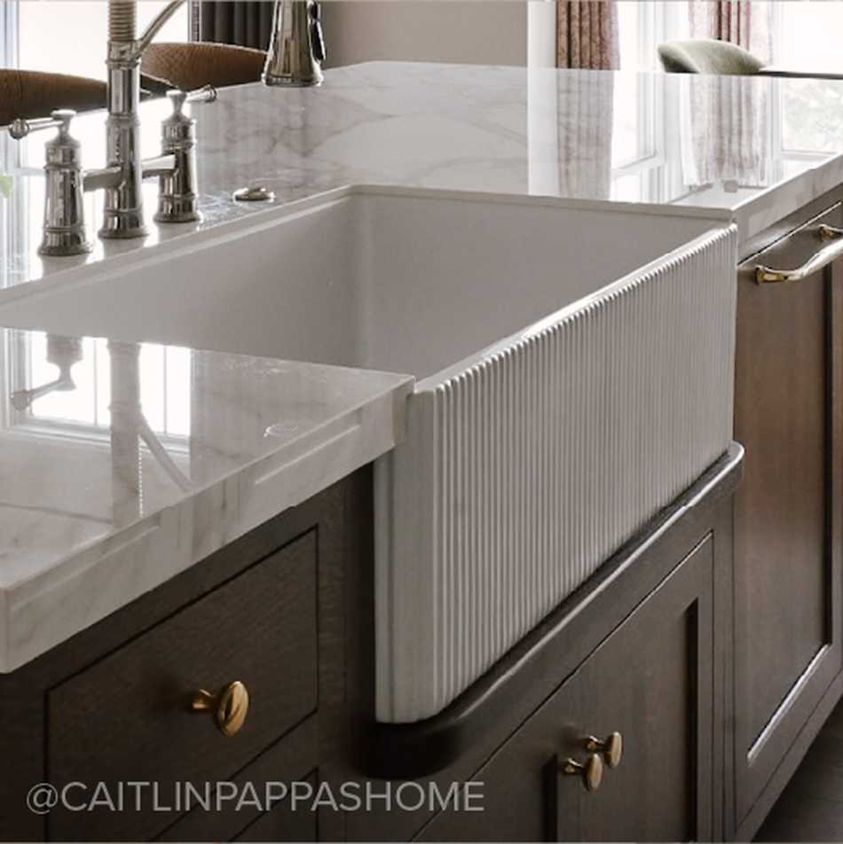 Easley Fireclay Farmhouse Sink - Glossy White