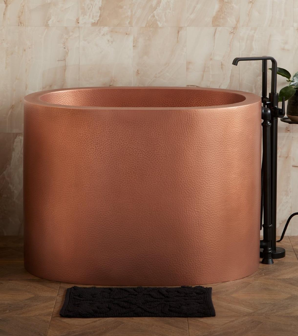 Raksha Copper Japanese Soaking Soaking Tub - Antique Copper Patina