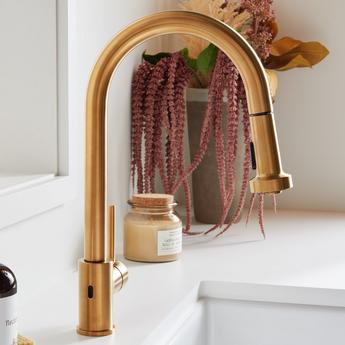 Touchless Faucet Buying Guide: Everything You Need to Know